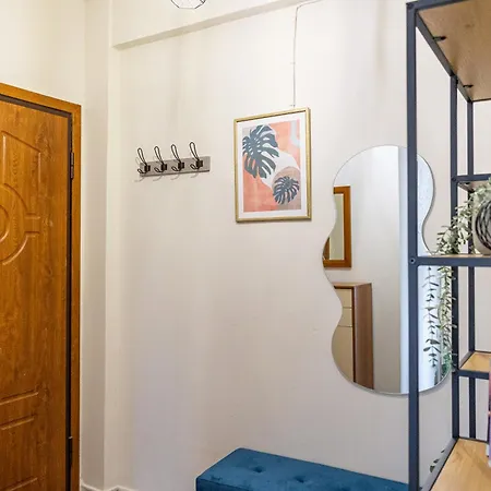 Teo Apartment *