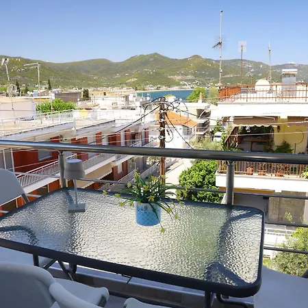 Teo Apartament Nea Iraklitsa